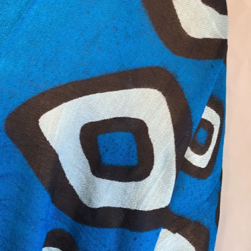 Pine Textiles Pakistan Light Weight Scarf Black Blue 60 Inches X 35 Inches